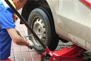 准格尔旗附近拖车24小时服务热线电话